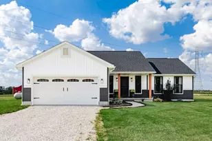 11945 Cherry Ln NW, Baltimore, OH 43105 - Photo 1