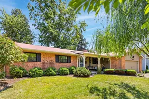 4326 Kenny Rd, Columbus, OH 43220 - Photo 1