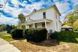 733 N Maple St, Marysville, OH 43040 - Photo 1