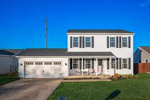 971 Lora Lee Dr, Marysville, OH 43040 - Photo 1