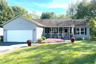169 Citation Dr SW, Pataskala, OH 43062 - Photo 1