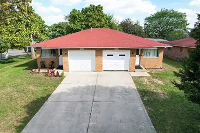 5604-5606 Parkville Street, Columbus, OH 43229 - Photo 1