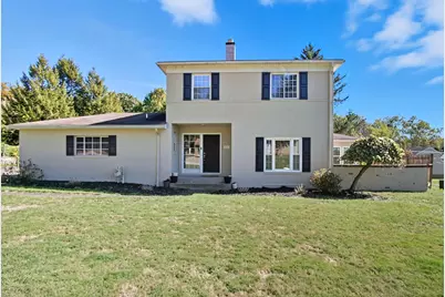 2740 W Ridgewood Circle, Zanesville, OH 43701 - Photo 1