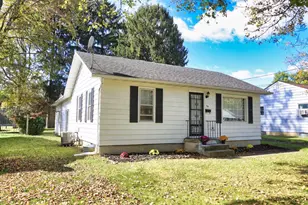 105 N Center St, Mount Vernon, OH 43050 - Photo 1