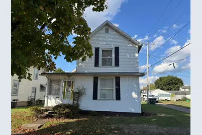 922 Pine Street, Coshocton, OH 43812 - Photo 1