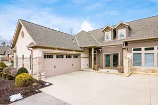 714 Fairway Blvd, Columbus, OH 43213 - Photo 1