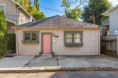 878 S Lazelle Street, Columbus, OH 43206 - Photo 1