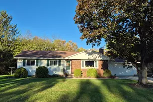 905 Ridge Rd, Ashland, OH 44805 - Photo 1