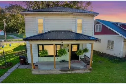 33 S High Street, Glouster, OH 45732 - Photo 1