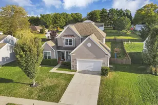 549 Crestview Dr, Lithopolis, OH 43136 - Photo 1