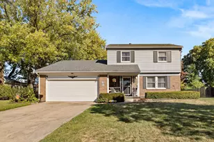 1070 Chenonceaux Dr, Marion, OH 43302 - Photo 1