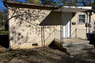 460 Hanley St, Columbus, OH 43203 - Photo 1