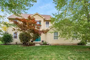 614 Village Park Dr, Powell, OH 43065 - Photo 1