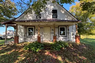 8824 Washington New Martinsburg Rd, Washington Court House, OH 43160 - Photo 1