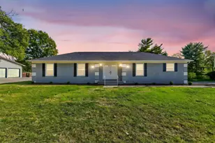 1930 Walnut Hill Park Dr, Columbus, OH 43232 - Photo 1