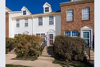 1024 Hartford Village Boulevard, Columbus, OH 43228 - Photo 1