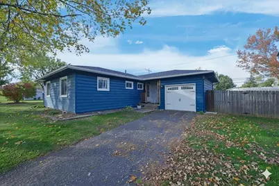 6992 Roundelay Road S, Reynoldsburg, OH 43068 - Photo 1