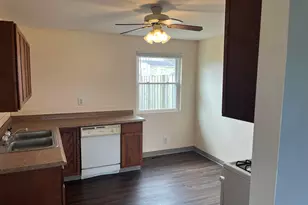 98 Buckeye Cir, Columbus, OH 43217 - Photo 1