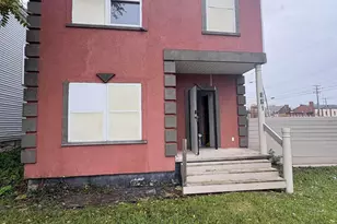 861 Old Leonard Ave, Columbus, OH 43203 - Photo 1