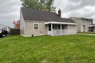 5140 Meadowbrook Dr, Columbus, OH 43207 - Photo 1