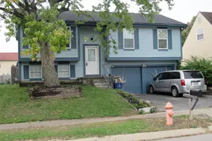 1543 Red Leaf Ln, Columbus, OH 43223 - Photo 1