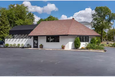 121 E High Street, London, OH 43140 - Photo 1