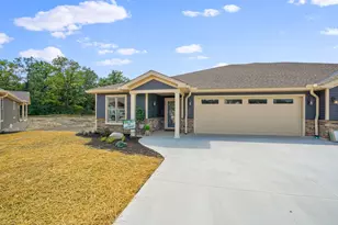 126 Willows, Bellefontaine, OH 43311 - Photo 1