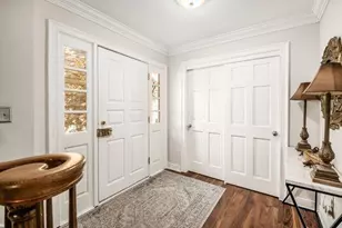 4861 Etrick Dr, Upper Arlington, OH 43220 - Photo 1