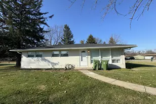 601 Kenny Ln, Marysville, OH 43040 - Photo 1