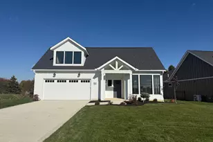 8691 Pne Lks Dr, Sunbury, OH 43074 - Photo 1