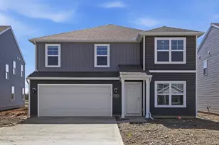 938 Sherwood Loop, Bellefontaine, OH 43311 - Photo 1