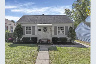 381 E Jeffrey Place, Columbus, OH 43214 - Photo 1