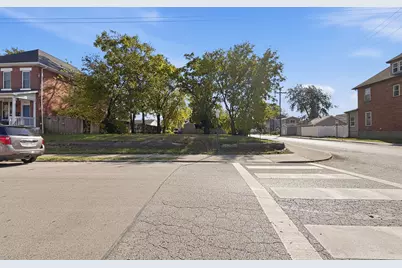 825-827 Bellows Avenue, Columbus, OH 43223 - Photo 1