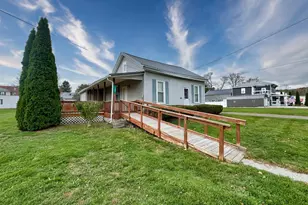 106 School St, Bellville, OH 44813 - Photo 1