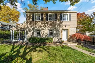 1488 Essex Rd, Columbus, OH 43221 - Photo 1