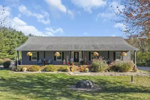 8981 Fairmont Rd, Thornville, OH 43076 - Photo 1