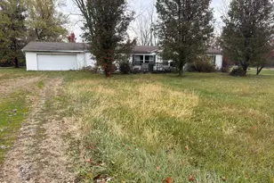 398 Fairview St, Marion, OH 43302 - Photo 1