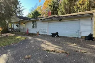 175 Happy Hollow Rd, Chillicothe, OH 45601 - Photo 1