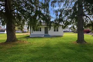 530 E Main St, Hebron, OH 43025 - Photo 1