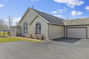 5607 Brickstone Pl, Hilliard, OH 43026 - Photo 1
