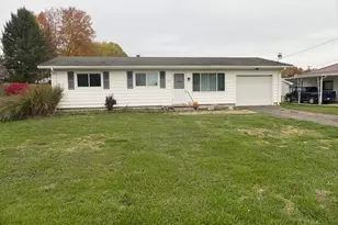 108 N Jefferson St, Utica, OH 43080 - Photo 1