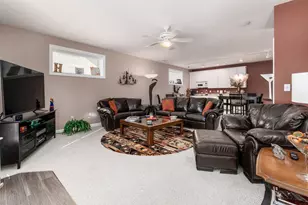 6033 McNaughten Grove Ln, Columbus, OH 43213 - Photo 1