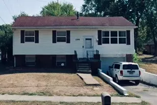 2746 Noe Bixby Rd, Columbus, OH 43232 - Photo 1