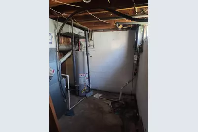 1657 Brentnell Avenue, Columbus, OH 43219 - Photo 1