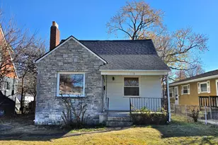 2632 Beulah Rd, Columbus, OH 43211 - Photo 1