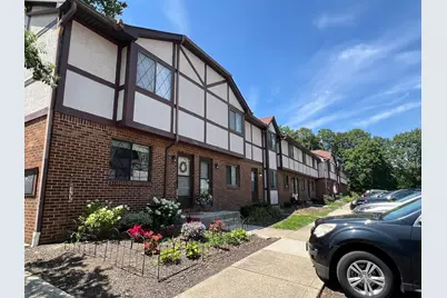 3068 Highcliff Court #3068, Columbus, OH 43231 - Photo 1