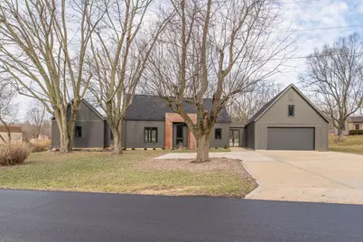 151 Apple Blossom Road SW, Pataskala, OH 43062 - Photo 1
