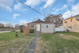 3570 Dover Rd, Columbus, OH 43204 - Photo 1