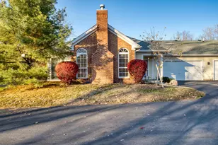 52 Orchard Oak Dr, Blacklick, OH 43004 - Photo 1