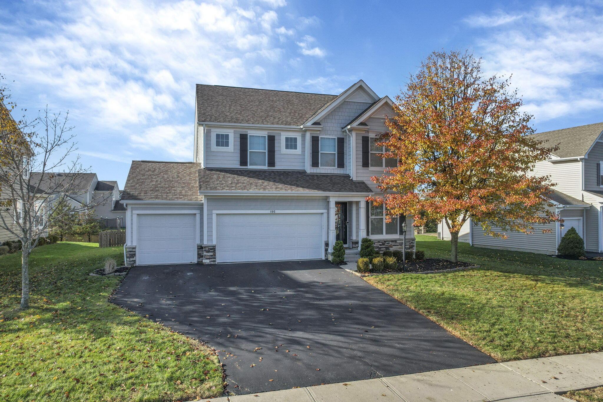 195 Balsam Dr, Pickerington, OH 43147 - MLS 225044034 - Coldwell Banker